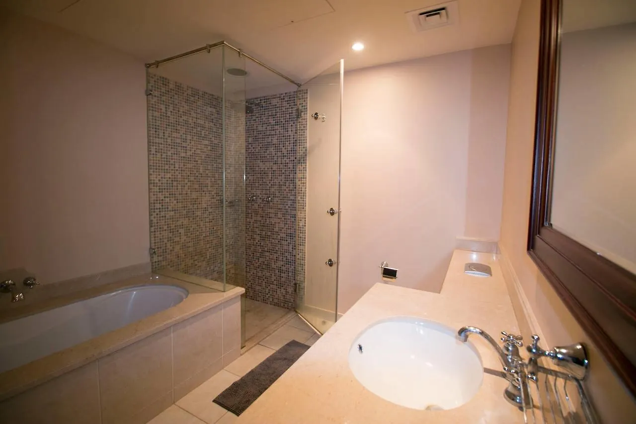Apartment Higuests Vacation Homes-Zaafaran 2 Dubai