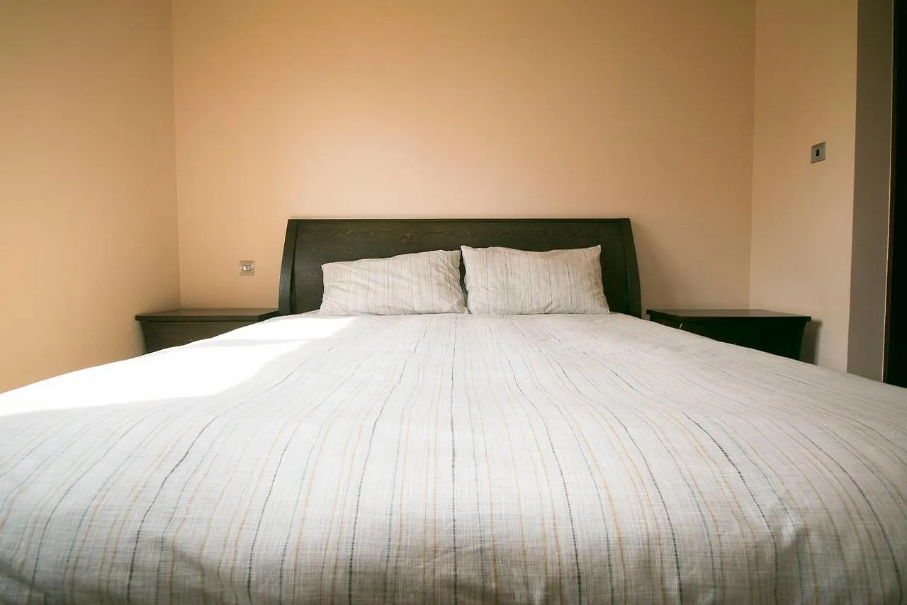 Apartment Higuests Vacation Homes-Zaafaran 2 Dubai